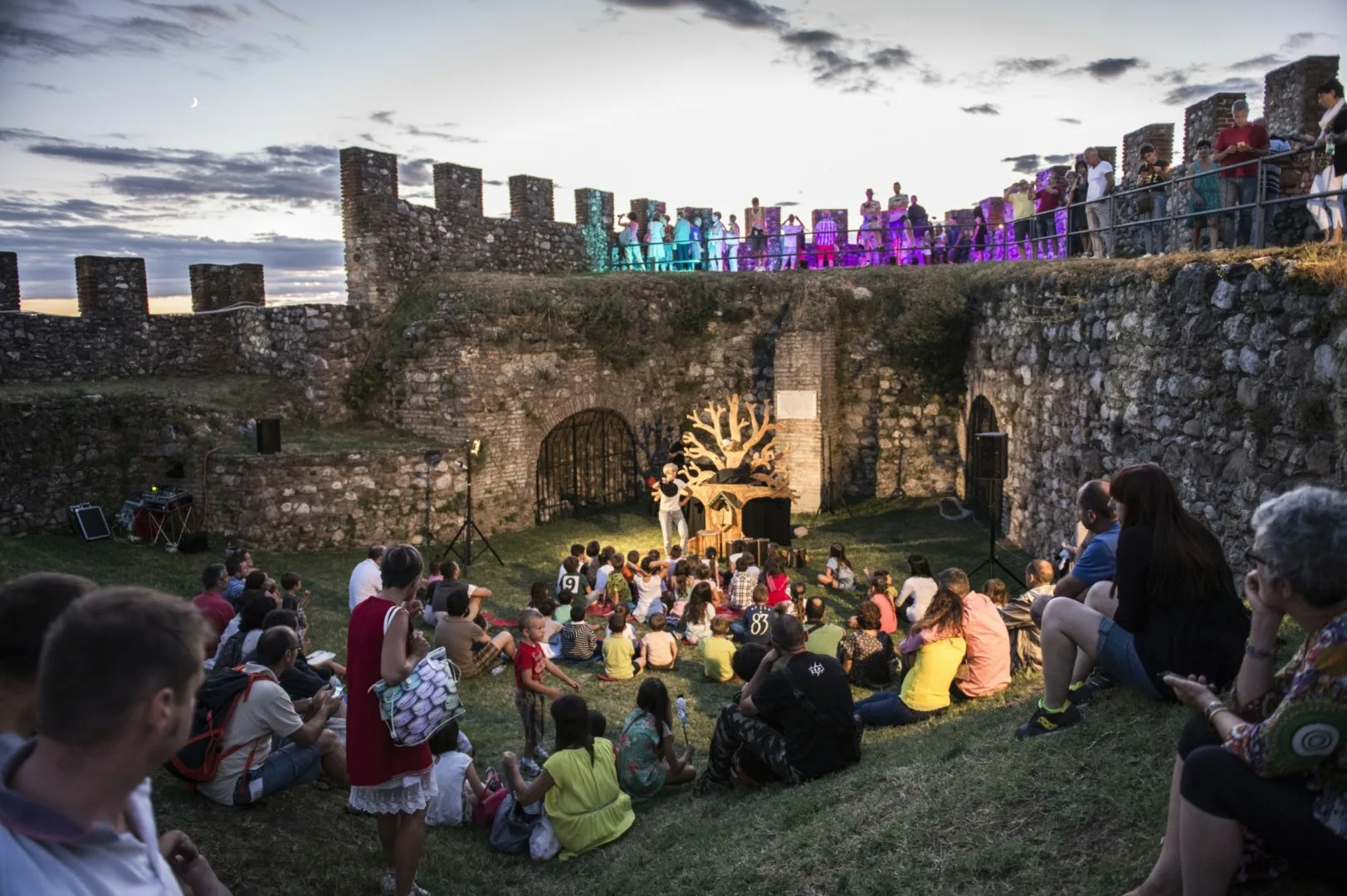 Lonato in Festival – Artisti di strada e incanti dal Mondo